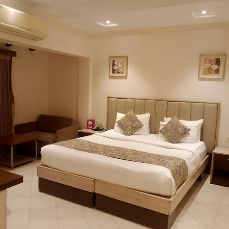 Meritas Crystal Resort Lonavala Exteriér fotografie